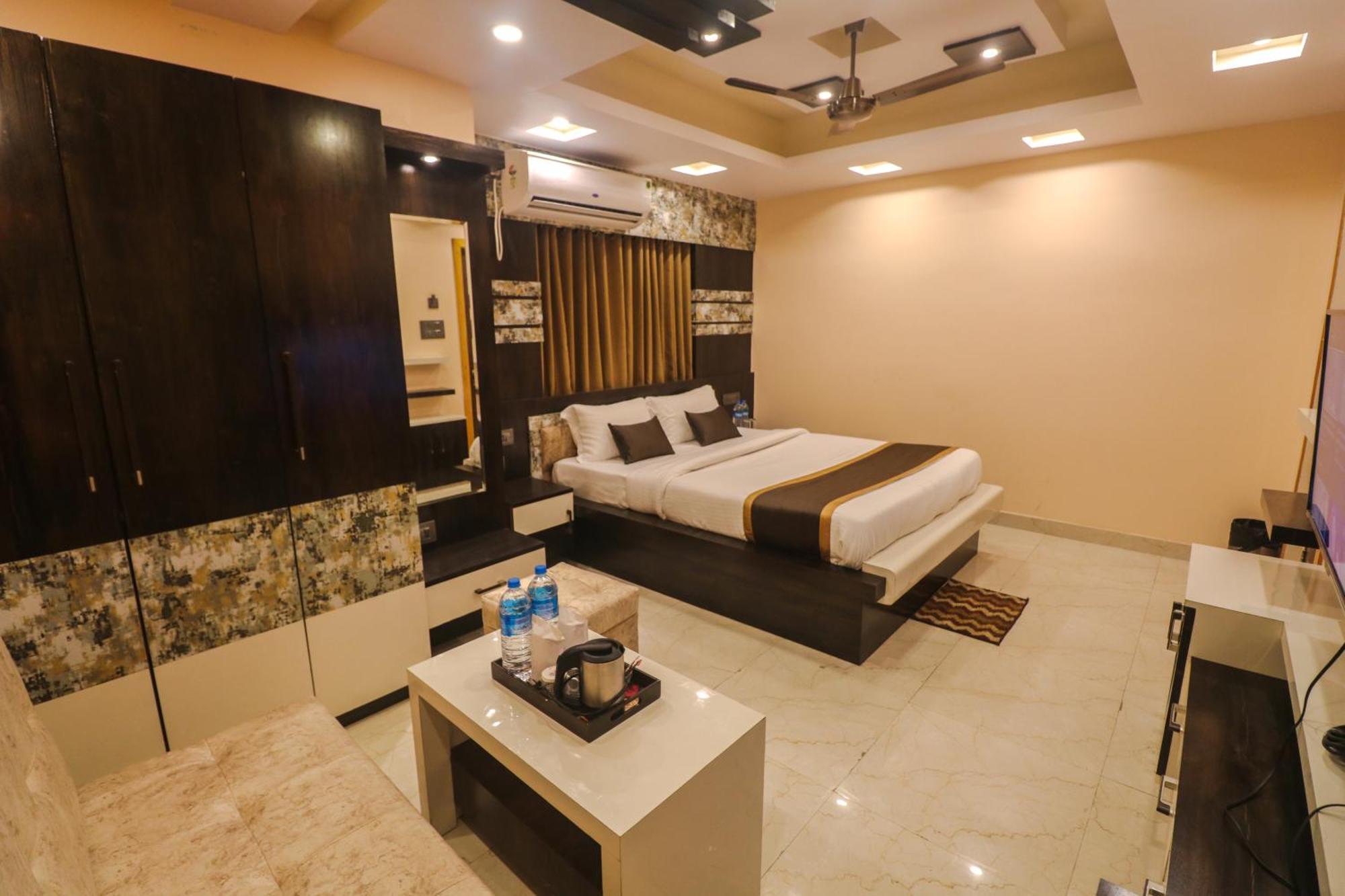 Hotel Mohar Residency Calcuta Exterior foto